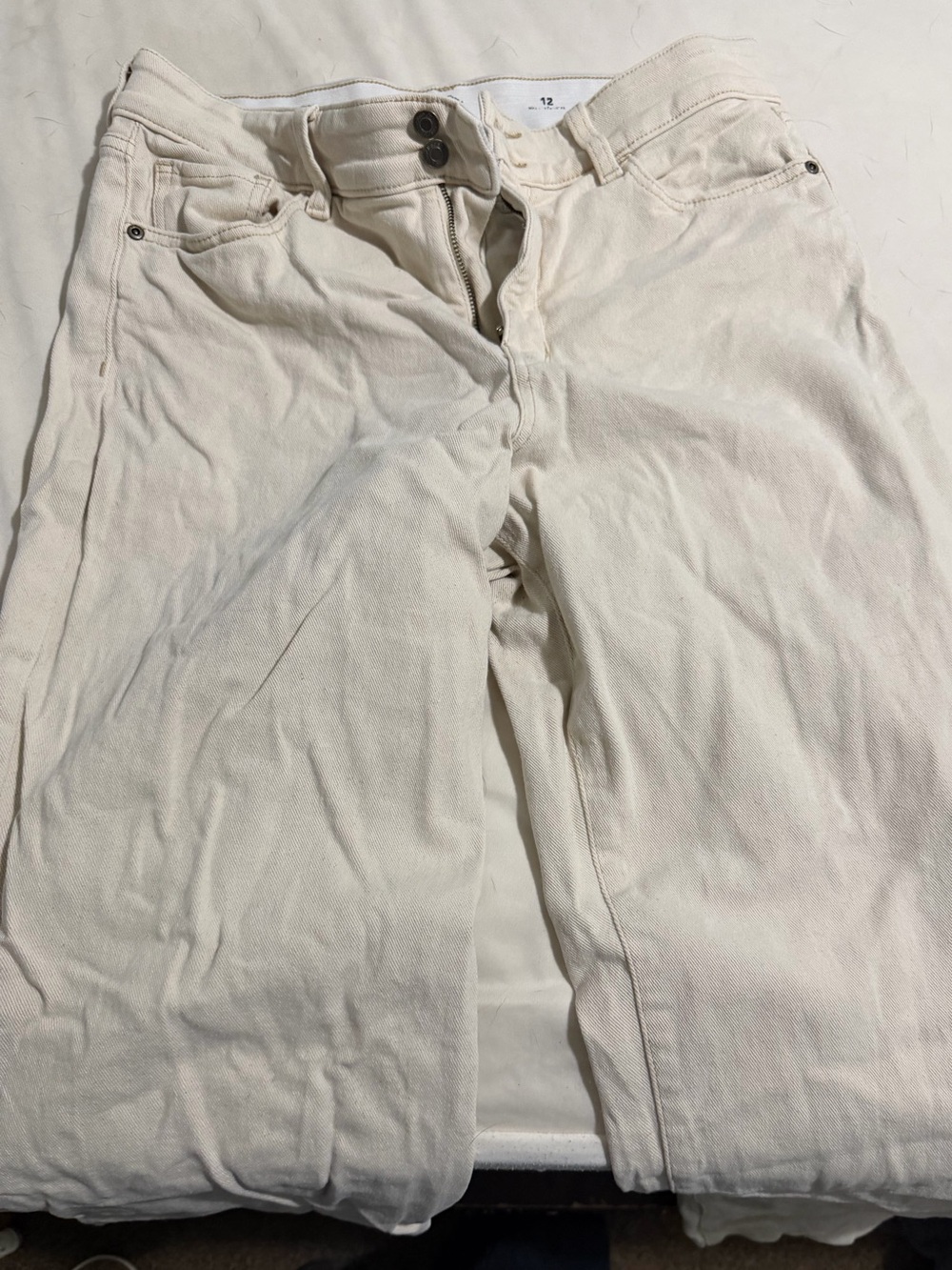 Women’s Cream denim Pants - Classic Straight Fit